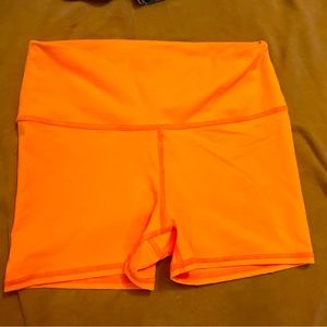High rise Evcr shorts